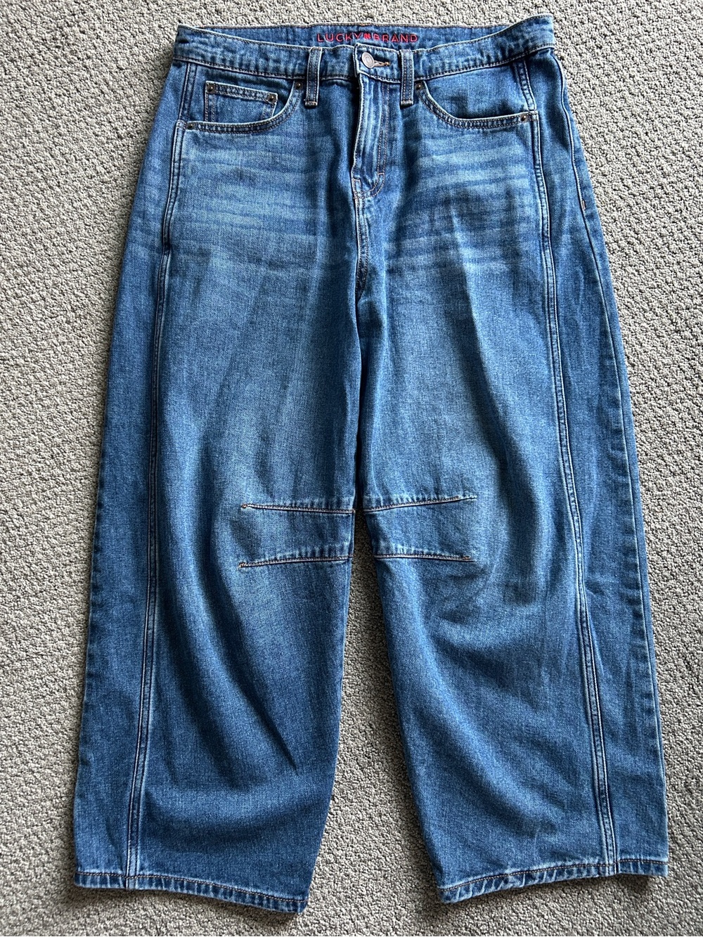 NEW Lucky Brand barrel jeans